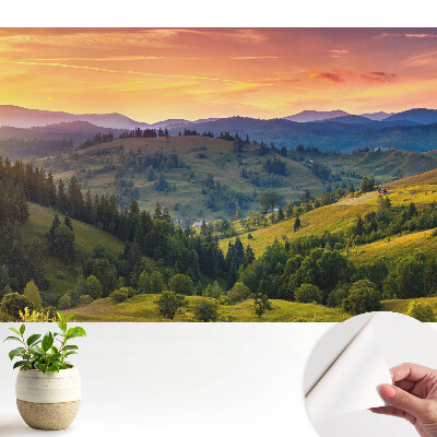 Fototapeta z nadrukiem samoprzylepna Malownicze wzgórza górskiego pejzażu