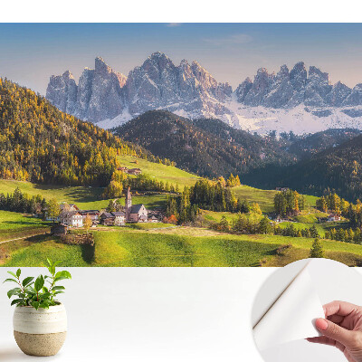 Tapeta fotograficzna samoprzylepna Górska wioska z malowniczym krajobrazem