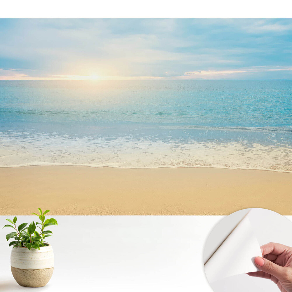 Fototapeta samoprzylepna do salonu Słoneczny poranek plaża morze harmonia
