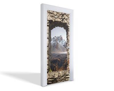 Naklejka na drzwi samoprzylepna Górski widok okienny