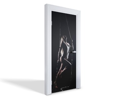 Naklejka na drzwi samoprzylepna Taniec na linie