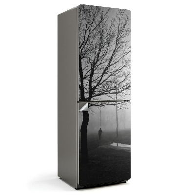 Naklejka na lodówkę Zimowy spacer w mgle