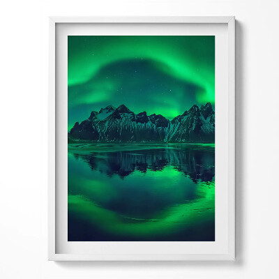 Obraz w ramce Zorza polarna - odbicie lustrzane