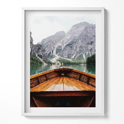 Obraz w ramce Łódka na górskim jeziorze