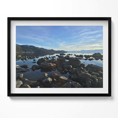 Obraz z ramką Kamienie pod zachmurzonym niebem