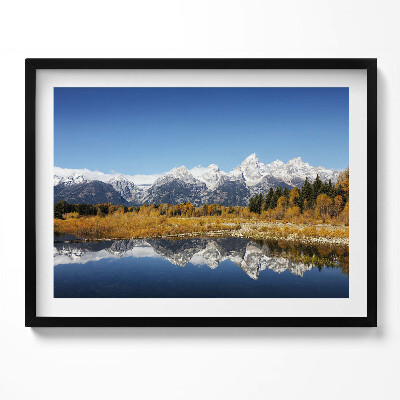 Obraz z ramką Góry jezioro i jesienne drzewa