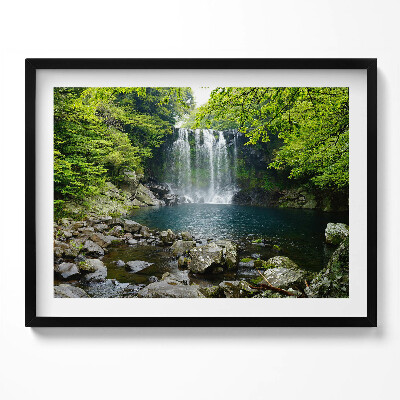 Obraz z ramką Wodospad i rzeka wśród drzew