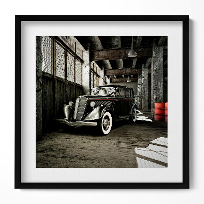 Obraz w drewnianej ramce Klasyczny samochód w starej fabryce