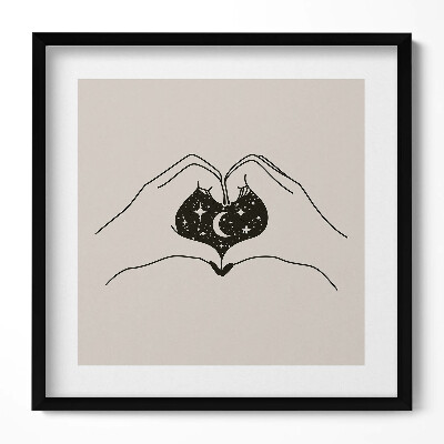 Obraz w drewnianej ramce Serce z dłoni i kosmos - ilustracja