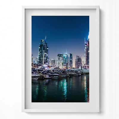 Obraz pionowy Łodzie w mieście nocą