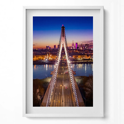 Obraz pionowy Most i miasto wieczorem