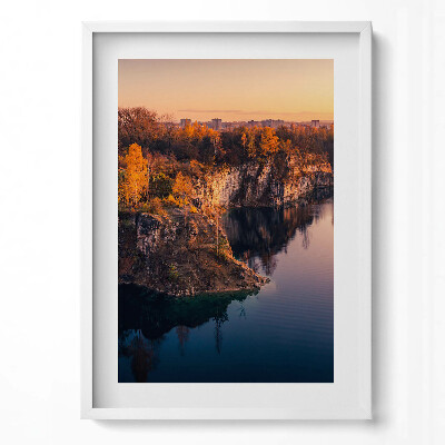 Obraz pionowy Kraków jezioro Zakrzówek jesienią