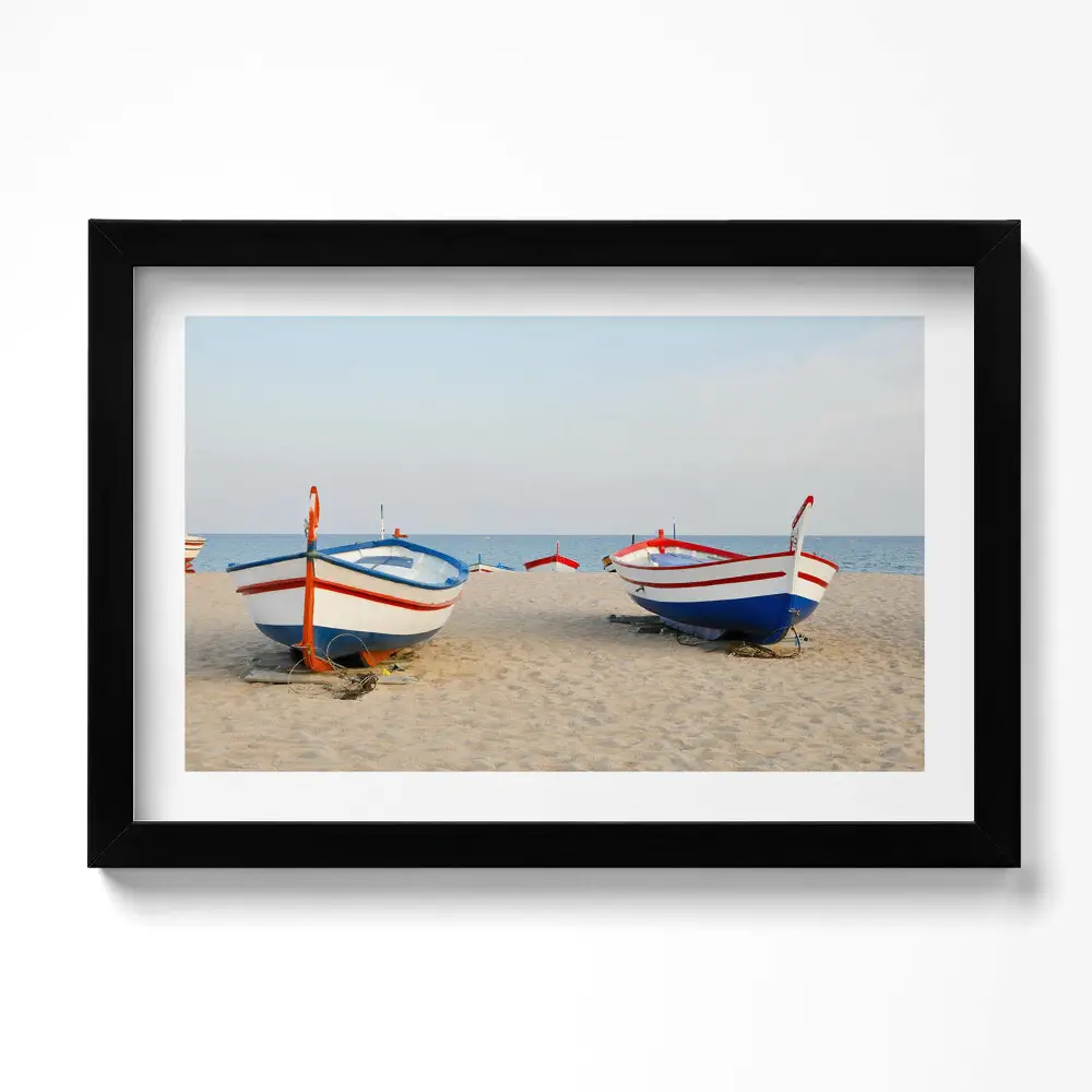 Obraz w ramie Łodzie na plaży