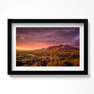 Obraz w ramie Zachód słońca nad North Scottsdale