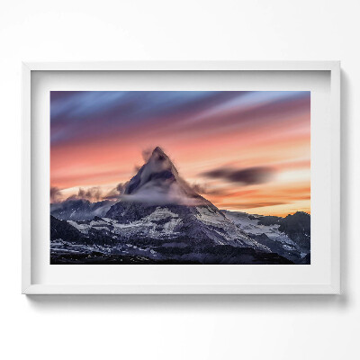 Obraz w ramie Samotna góra o zachodzie słońca