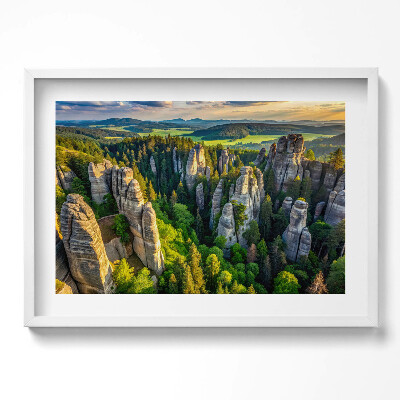Obraz w ramie Pejzaż osobliwych gór i lasów z lotu ptaka