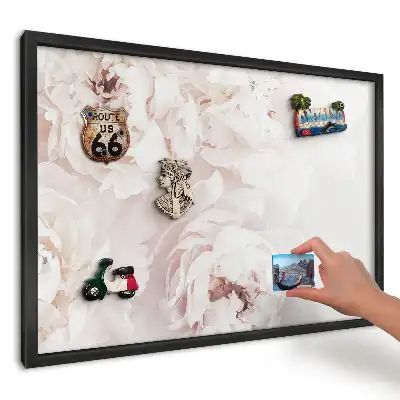 Tablica magnetyczna do kuchni Białe peonie na jasnym tle