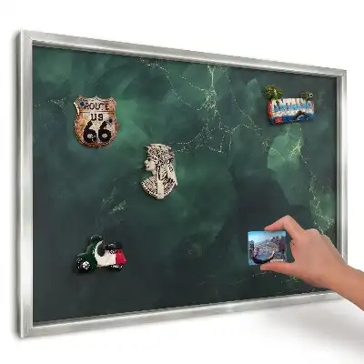 Tablica magnetyczna w srebrnej ramce w kolorze głębokiej zieleni z subtelnymi liniami